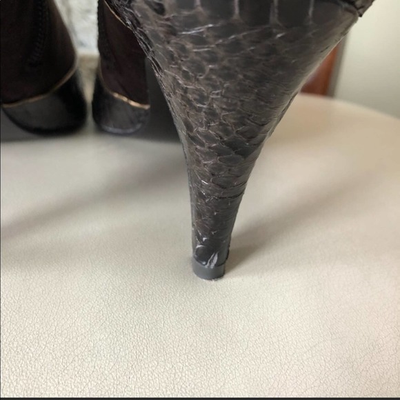 BCBGMaxAzria Chocolate Brown Suede heeled Bootie - Picture 5 of 7